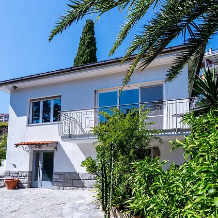 Center Willa San Remo