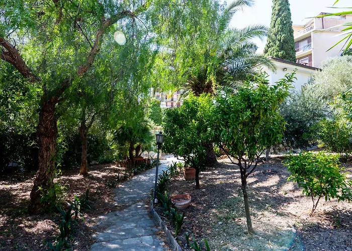 Center Санремо