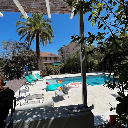 Villa Center Sanremo