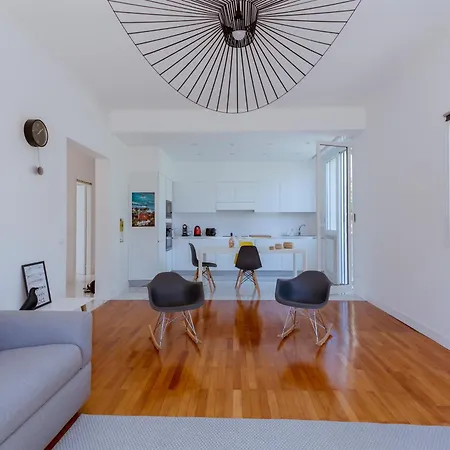 Center سانريمو