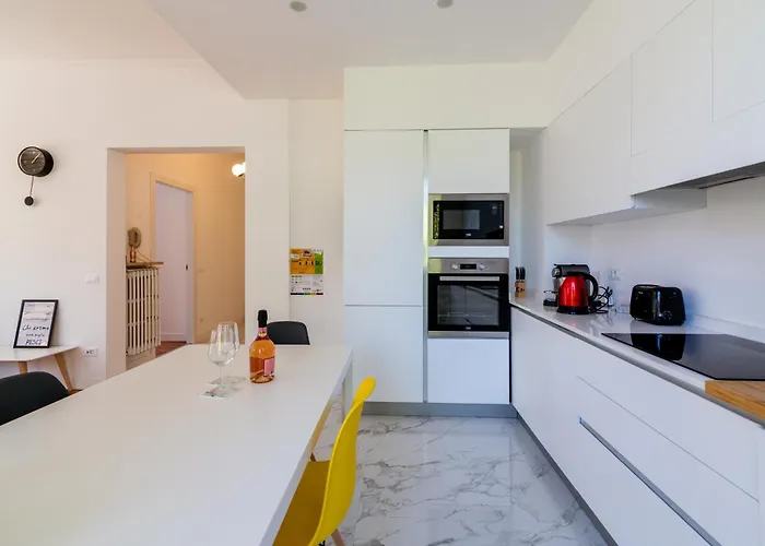 Center فيلة سانريمو