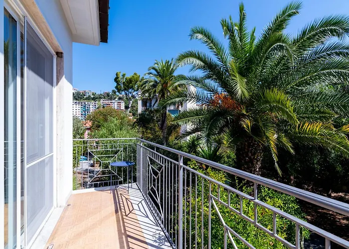 Center * سانريمو